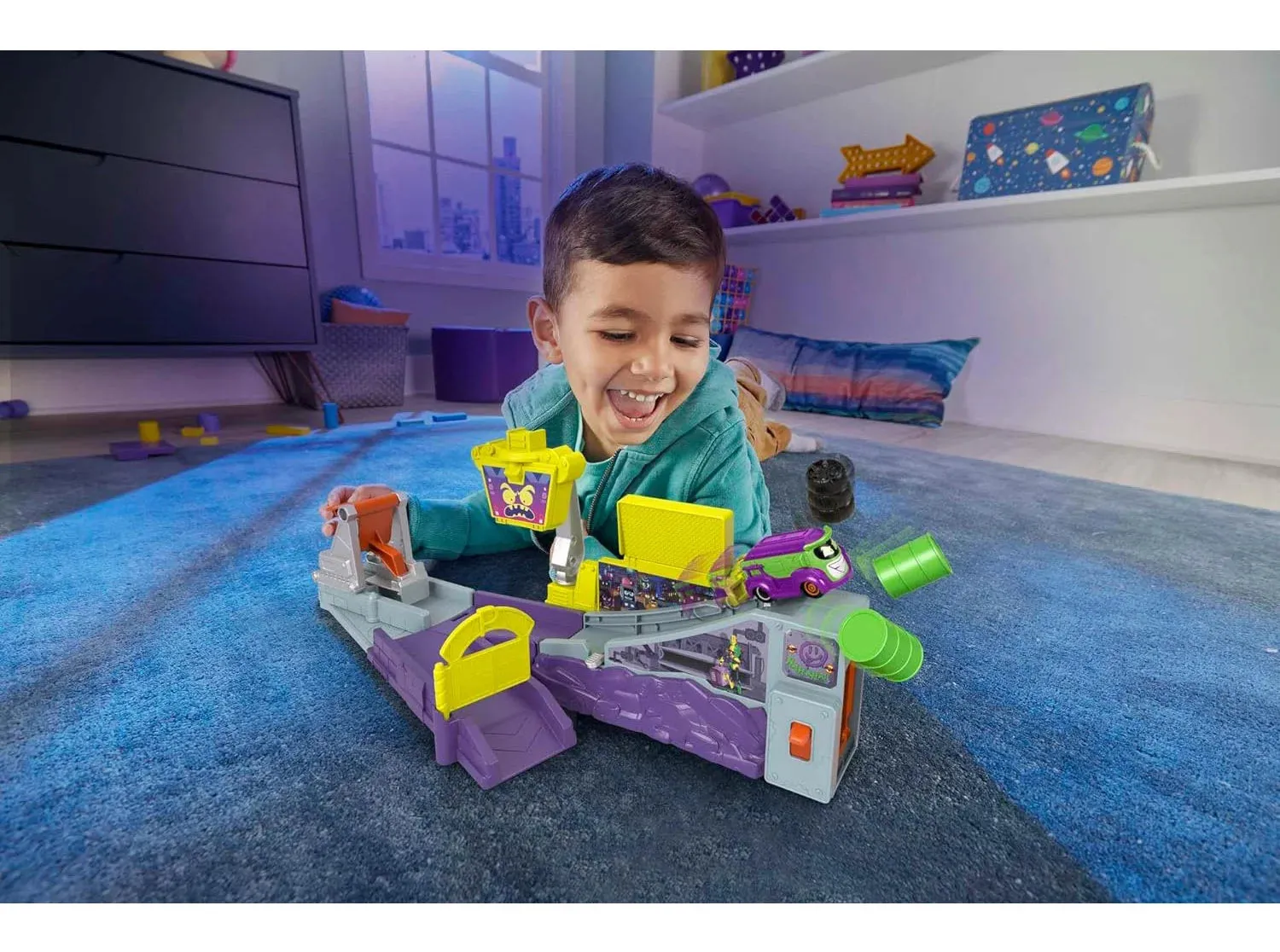Fisher Price Batwheels Legion of Zoom Deluxe Launch Pad HQ