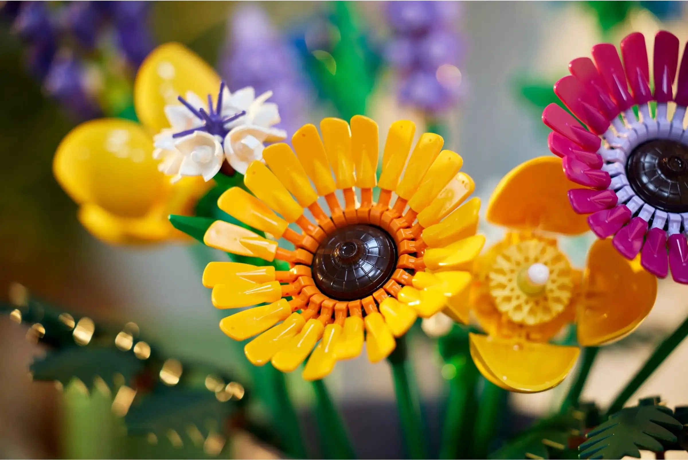 LEGO BOTANICAL 10313 Wildflower Bouquet Building Kit
