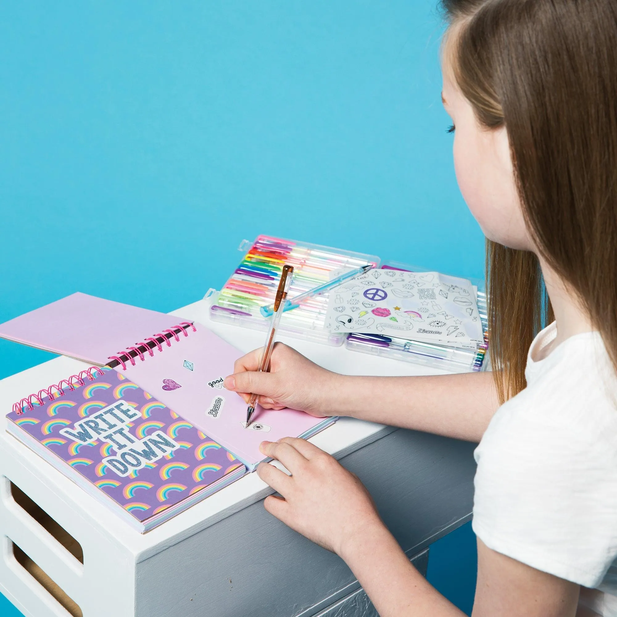 Make it Real 30 Piece Gel Pen Set