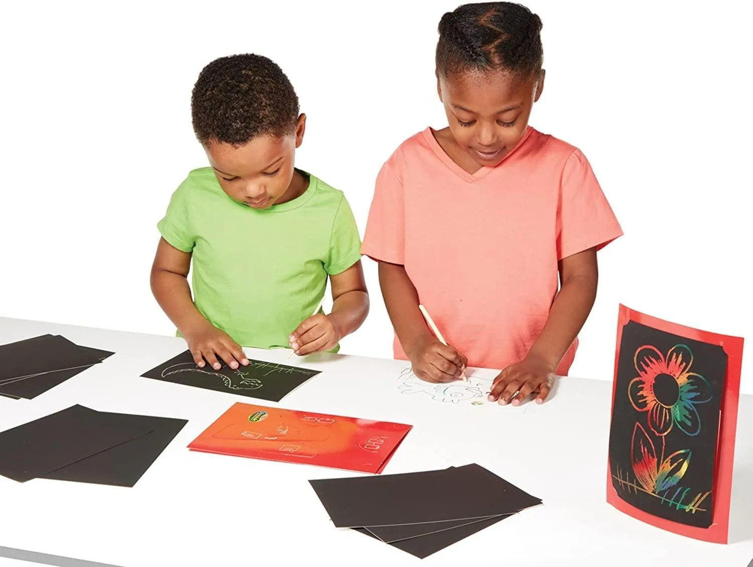 Melissa & Doug Deluxe Scratch Art Set