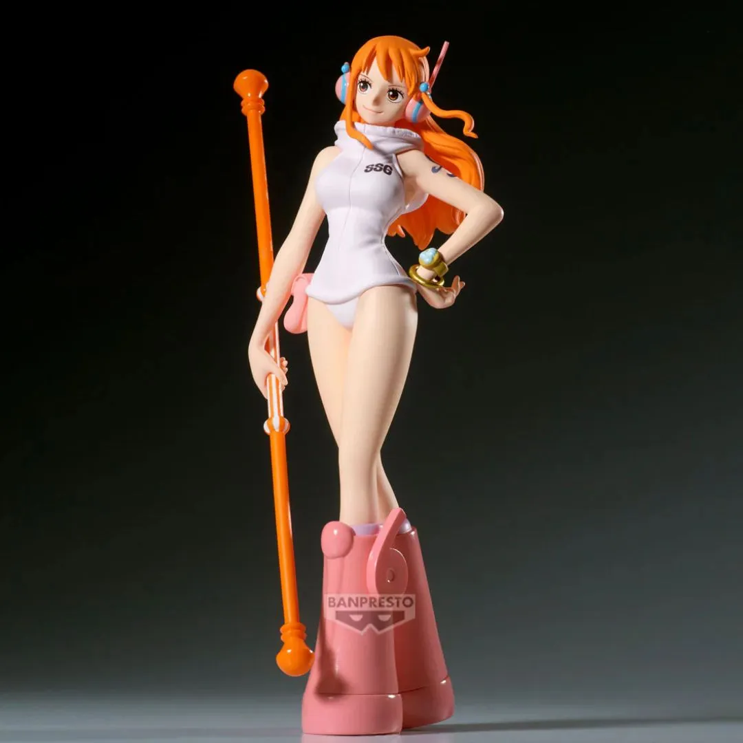 One Piece The Shukko - Nami - Ver.Egghead Figure  Statue By Banpresto